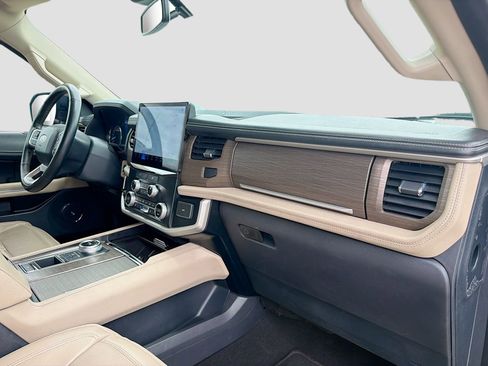 Certified 2024 Ford Expedition Max Limited RWD image 33