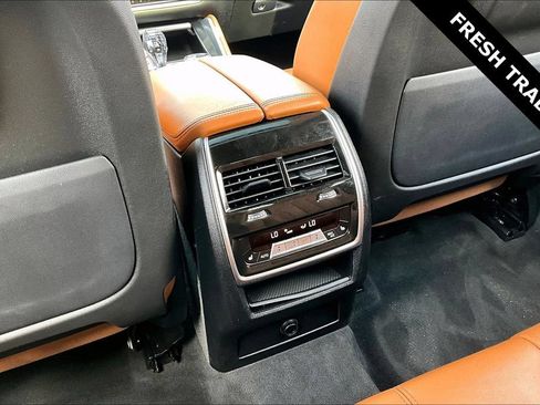 Used 2022 BMW X6 xDrive40i w/ Executive Package AWD/4WD image 11