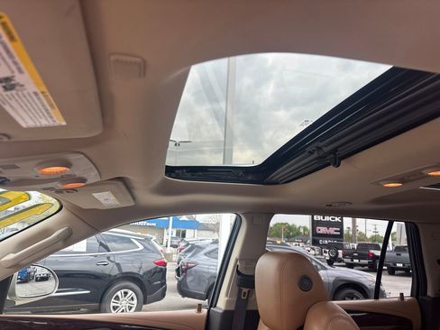 Used 2015 Buick Enclave Leather FWD image 28