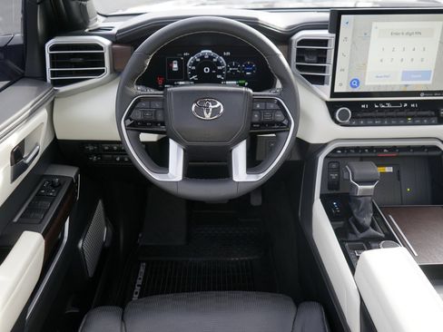 Used 2024 Toyota Sequoia Capstone image 16