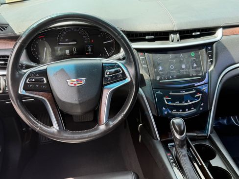 Used 2019 Cadillac XTS Luxury FWD image 12