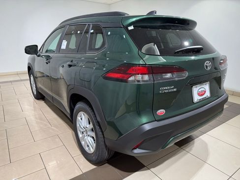 New 2026 Toyota Corolla Cross LE AWD/4WD image 3