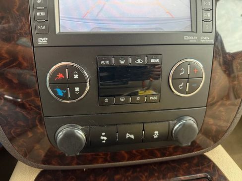 Used 2012 GMC Yukon Denali image 21