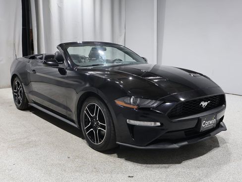 Used 2020 Ford Mustang Premium image 8
