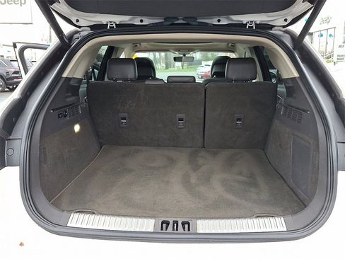 Used 2019 Lincoln Nautilus Select w/ Class II Trailer Tow Package image 27