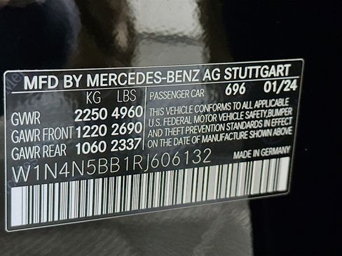 Used 2024 Mercedes-Benz GLA 35 AMG 4MATIC image 36