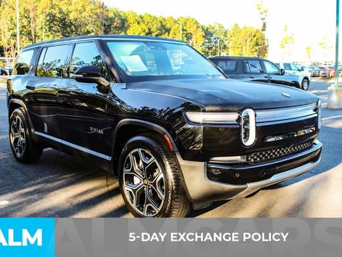 Used 2025 Rivian R1S Adventure image 4