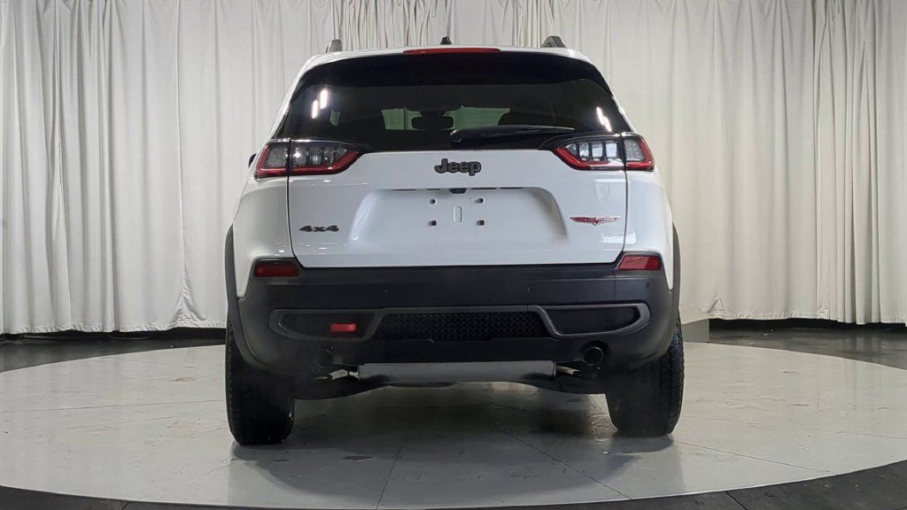 Used 2020 Jeep Cherokee Trailhawk w/ Cold Weather Group AWD/4WD image 9