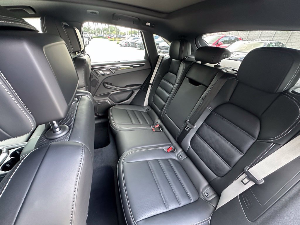 Used 2026 Porsche Macan S AWD/4WD image 41