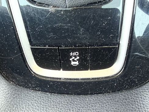 Used 2024 Toyota Corolla LE FWD image 21