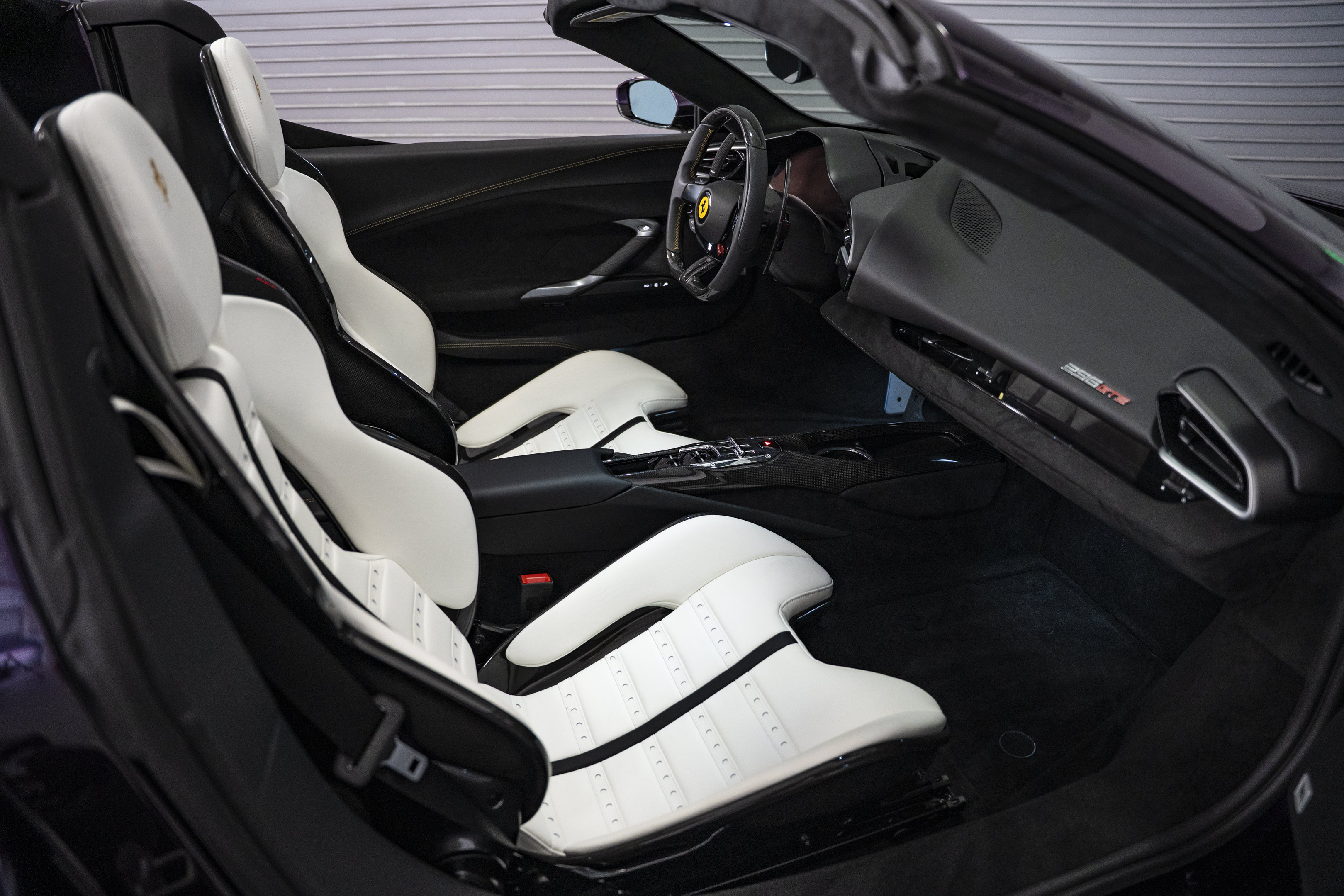 Used 2024 Ferrari 296 GTS RWD image 31