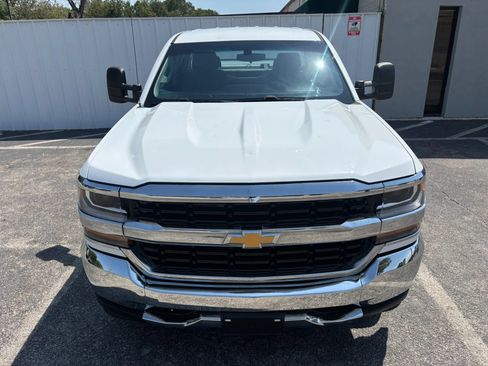Used 2017 Chevrolet Silverado 1500 W/T w/ Trailering Package RWD image 11