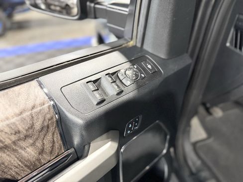 Used 2018 Ford F350 Lariat w/ Lariat Ultimate Package image 17