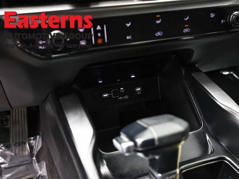 Used 2024 Kia Sorento LX image 21