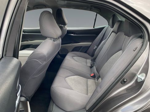 Used 2023 Toyota Camry LE FWD image 13