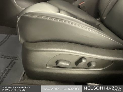 Used 2023 Cadillac XT4 Premium Luxury w/ Cold Weather Package image 25