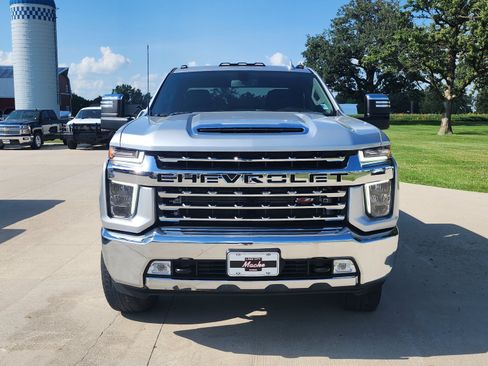 Certified 2022 Chevrolet Silverado 2500 LTZ w/ Gooseneck/5TH Wheel Package AWD/4WD image 2