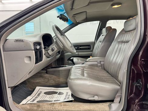 Used 1996 Chevrolet Impala SS RWD image 10