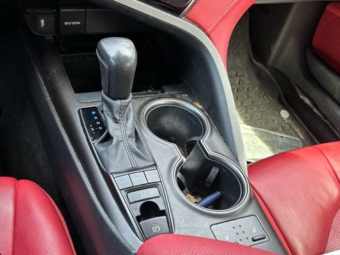 Used 2021 Toyota Camry XSE image 12