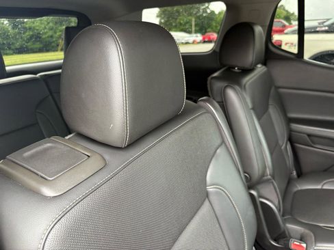 Used 2021 GMC Acadia SLT AWD/4WD image 54