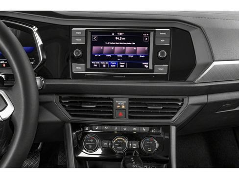 Used 2024 Volkswagen Jetta SE FWD image 8