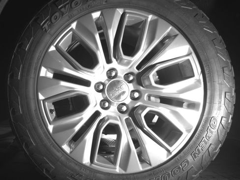 Used 2022 GMC Sierra 1500 Denali w/ Denali Reserve Package AWD/4WD image 11