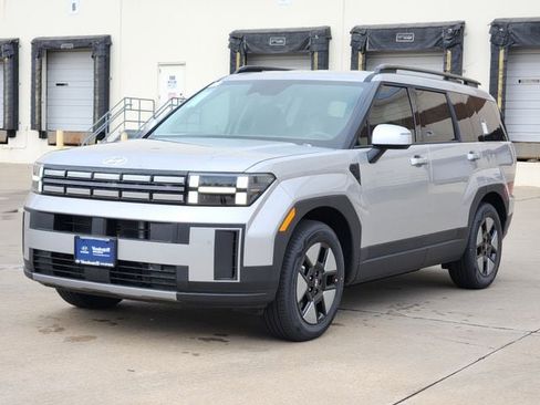 Used 2026 Hyundai Santa Fe SEL image 2