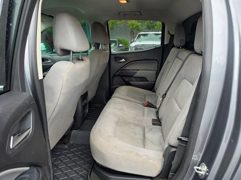 Used 2018 Chevrolet Colorado LT AWD/4WD image 16