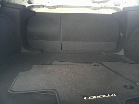 Used 2025 Toyota Corolla XLE image 42