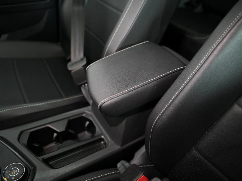Used 2021 Volkswagen Tiguan SE w/ Panoramic Sunroof Package AWD/4WD image 33