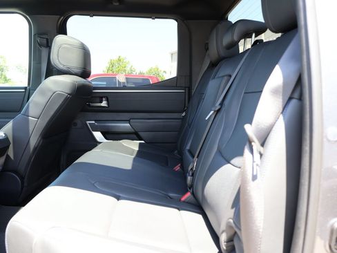 Used 2023 Toyota Tundra Platinum AWD/4WD image 17