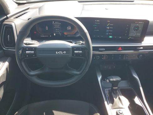 New 2026 Kia Sorento LX FWD image 18