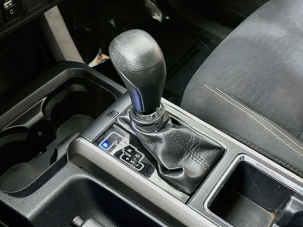 Used 2019 Toyota Tacoma SR5 RWD image 19