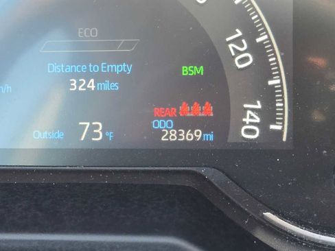 Used 2023 Toyota RAV4 XLE w/ Convenience Package FWD image 27