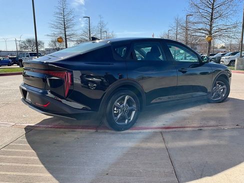 Used 2025 Kia K4 LXS image 6