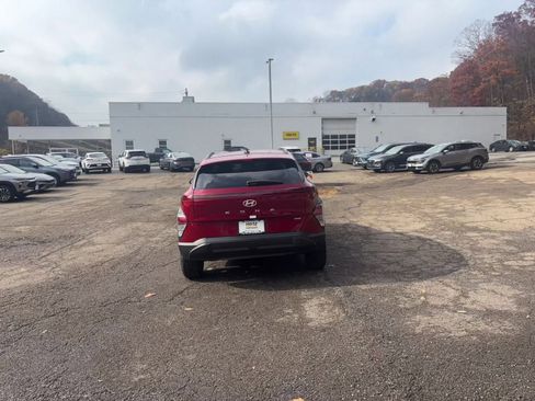 Used 2025 Hyundai Kona SEL image 16