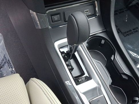 New 2026 Subaru Ascent Limited image 17