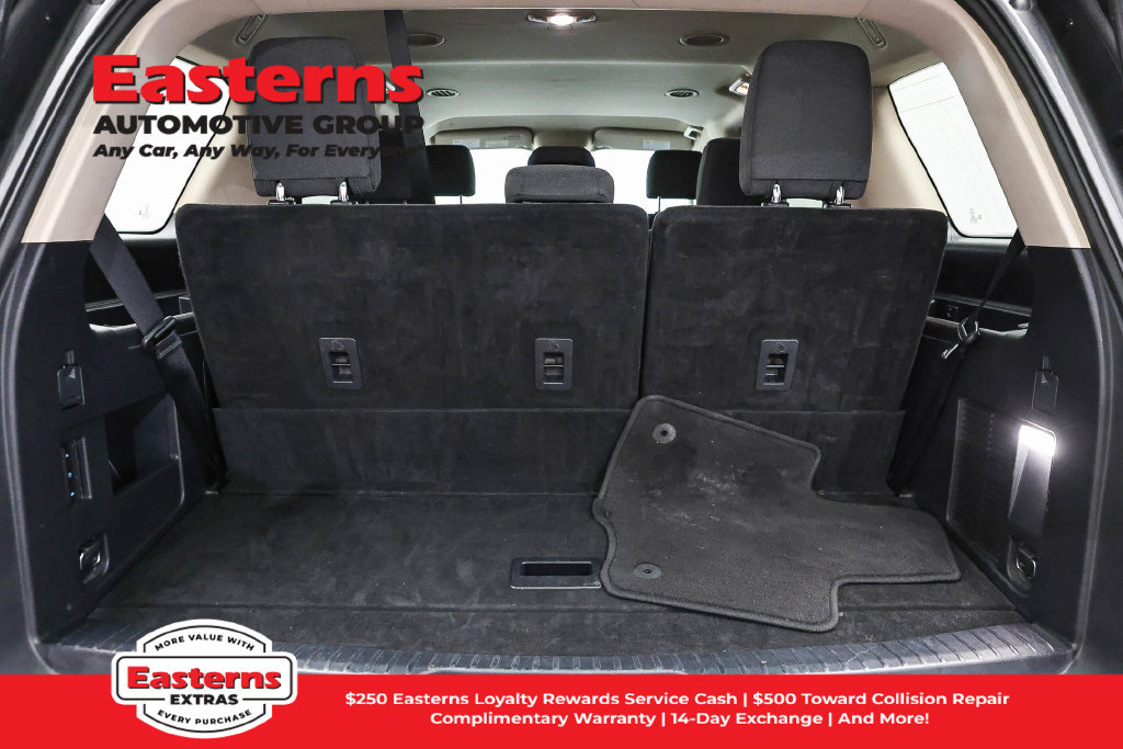 Used 2024 Ford Expedition XLT RWD image 10