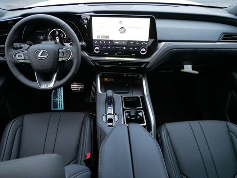 Used 2026 Lexus TX 500h AWD image 14