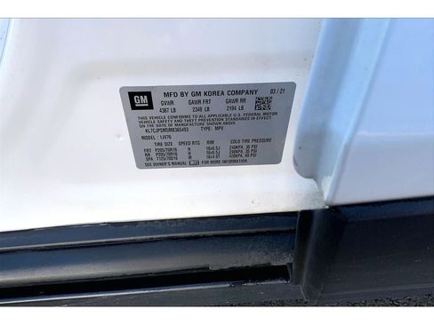 Used 2021 Chevrolet Trax LT image 34