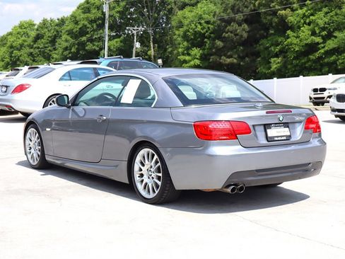 Used 2011 BMW 328i Convertible RWD image 9