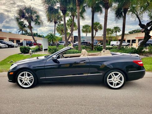Used 2011 Mercedes-Benz E 350 Cabriolet w/ Premium 1 Pkg image 11