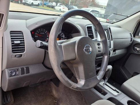 Used 2011 Nissan Xterra S w/ 4X2 Value Package image 10