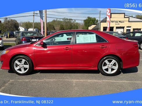 Used 2013 Toyota Camry SE image 8