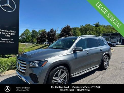 Used 2026 Mercedes-Benz GLS 450 4MATIC image 1