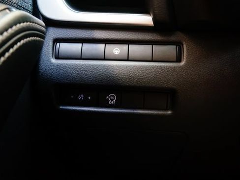Certified 2023 Nissan Rogue SV AWD/4WD image 25