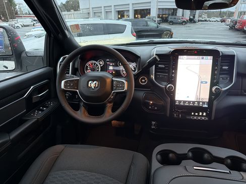 Used 2025 RAM 2500 Big Horn image 23