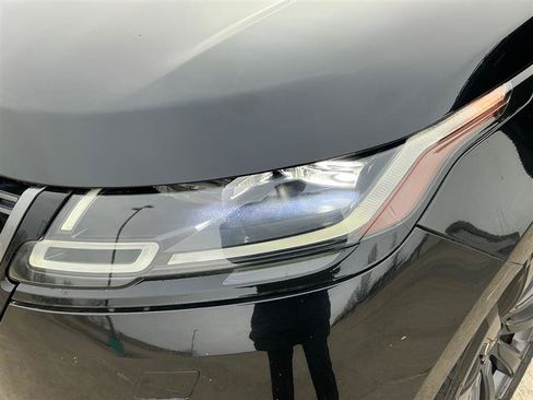 Used 2018 Land Rover Range Rover Velar R-Dynamic SE image 18