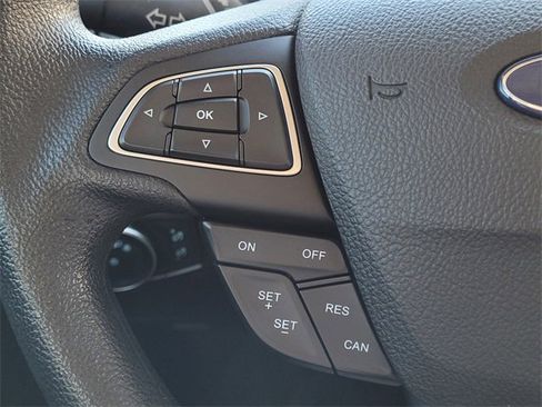 Used 2018 Ford Focus SE image 18