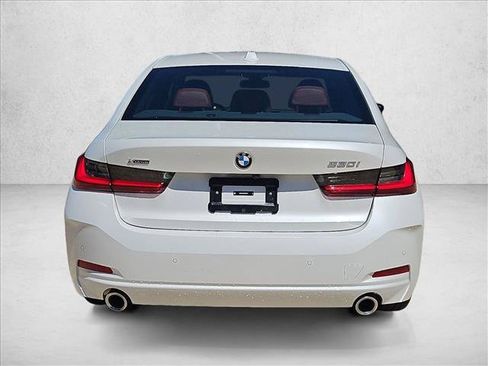 Used 2025 BMW 330i xDrive Sedan AWD/4WD image 7